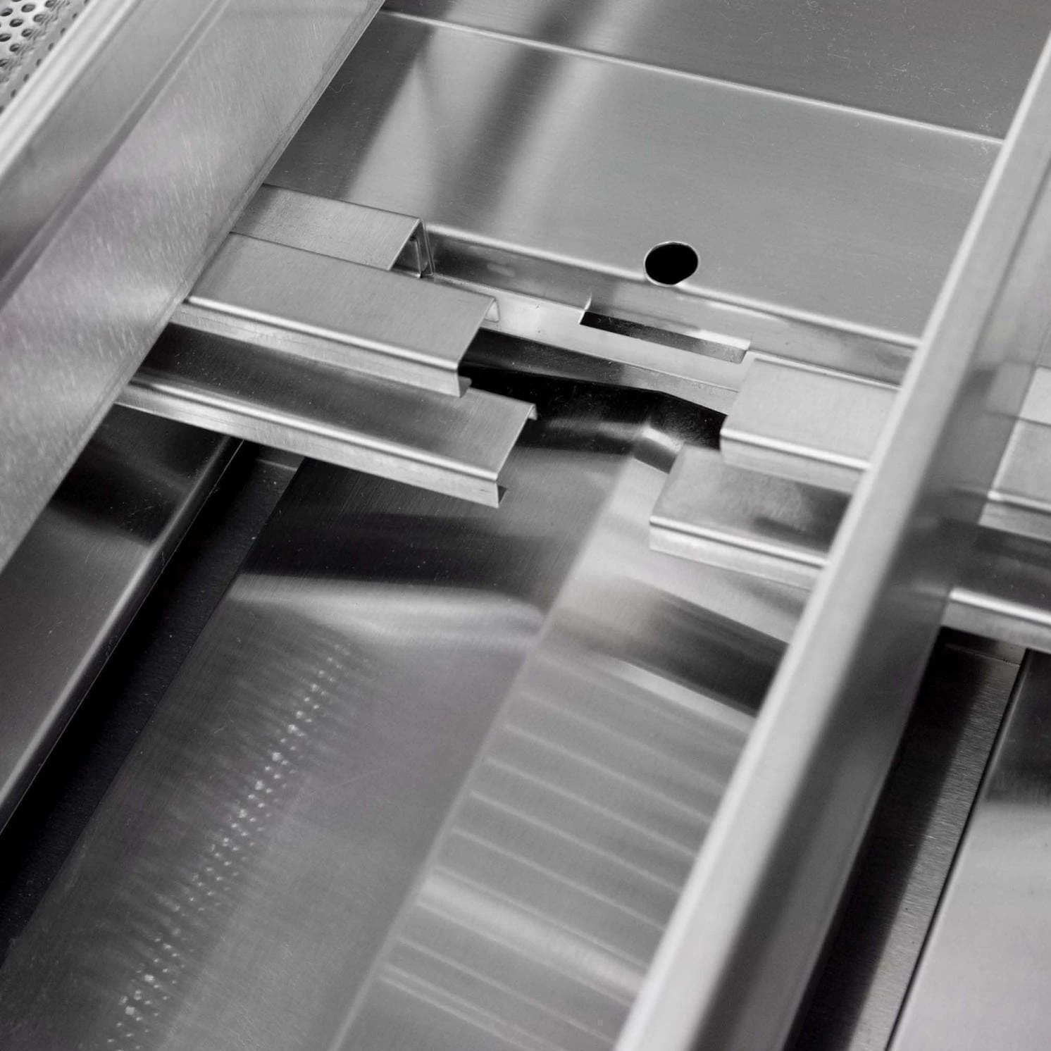 Blaze LTE 32" 4-Burner Built-In Gas Grill With Rear Infrared Burner & Grill Lights Grills I Smokers 13 Blaze LTE 32" 4-Burner Built-In Gas Grill With Rear Infrared Burner & Grill Lights Grills I Smokers