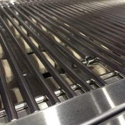 Delta Heat 32" 3 Burner Freestanding Gas Grill