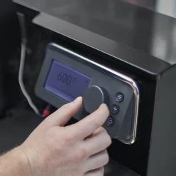 Weber SmokeFire EX4 (2nd Gen) Wood Fired Pellet Grill