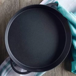 Cookware Big Green Egg Cast Iron Skillet (Pre Seasoned)