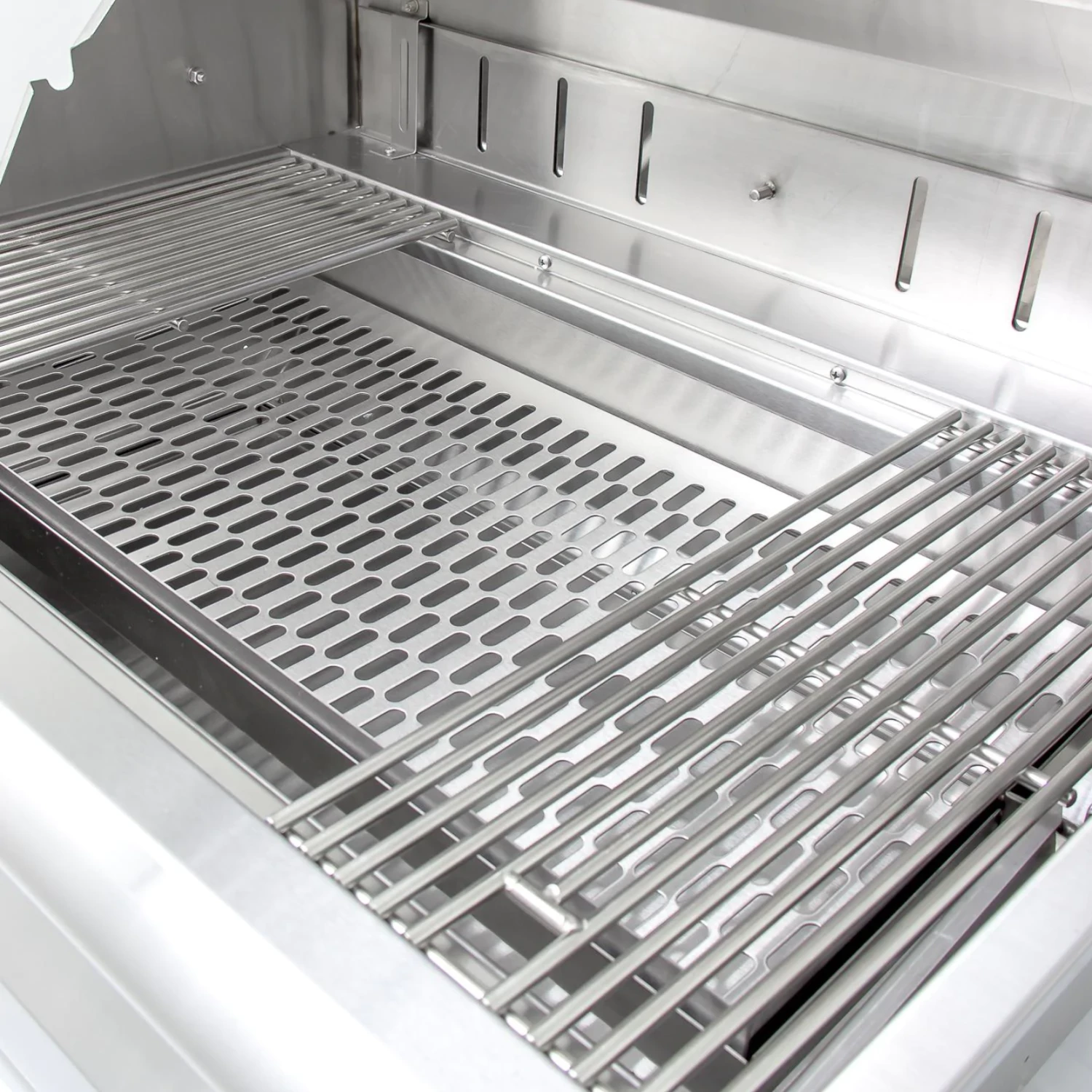 Blaze 32" Built-In Stainless Steel Charcoal Grill With Adjustable Charcoal Tray 9 Blaze 32" Built-In Stainless Steel Charcoal Grill With Adjustable Charcoal Tray